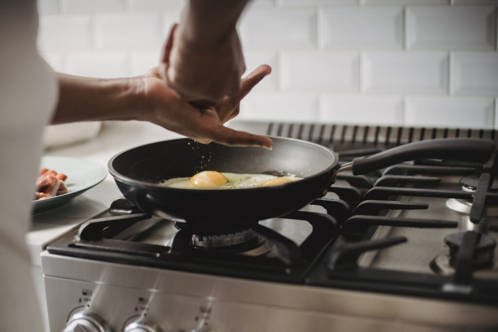 The Key to Perfectly Cooked Steak: Pan-Searing